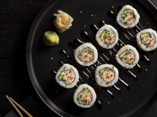 Калифорния ролл 4 штуки (110г)