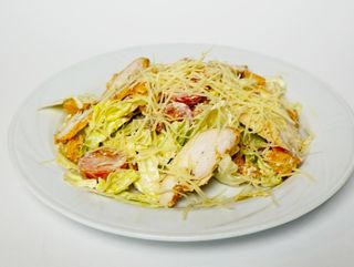 Цезарь с курицей (300г)