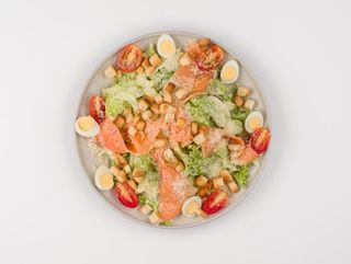 Цезарь с семгой