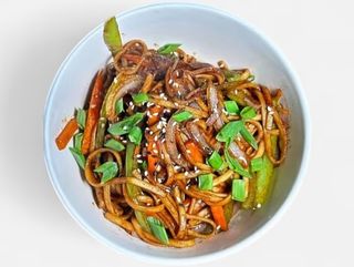 Удон с говядиной