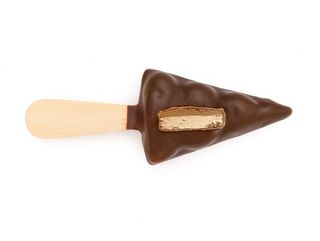 Чизкейк на палочке сникерс