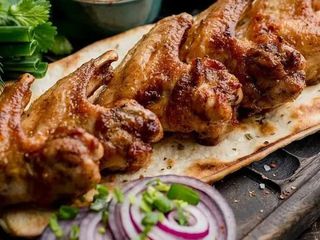 Из куриных крылышек