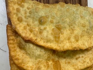Чебурек с мясом говядины