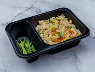 Рис с овощами и куриным филе