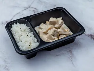 Куриная грудка в сливочном соусе