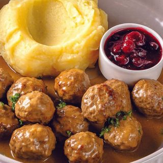 Исвеч кефте