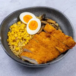 Рамен с куриным шницелем