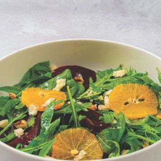 Салат со свеклой и апельсином