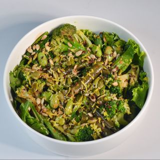 Зеленый салат