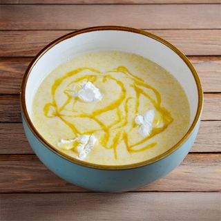 Кукурузная каша с медом и творожным сыром