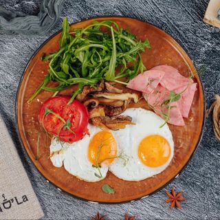 Фирменный завтрак Lama c индейкой