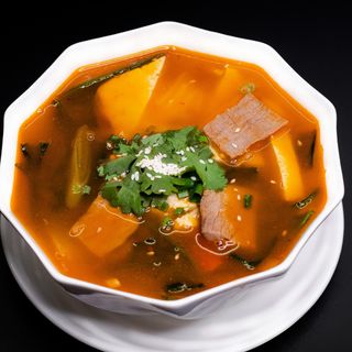 Суп с говядиной и овощами (500 гр)