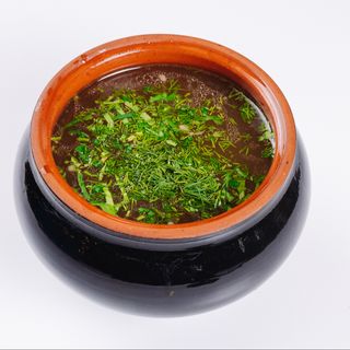 Құмырадағы сиыр сорпасы