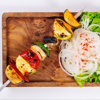 Овощной шашлык