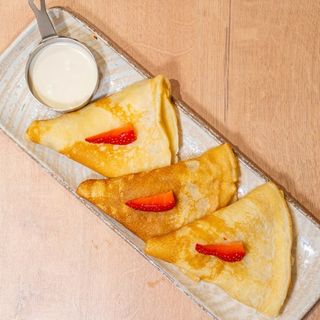 Блинчики со сметаной