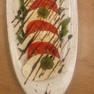 Салат Капрезе