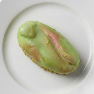 Корпусное пирожное «Фисташка»