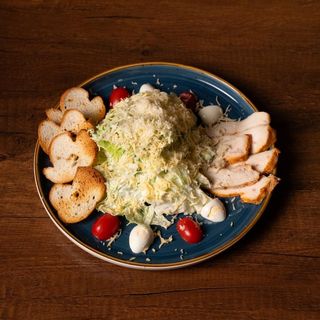 Цезарь с курицей
