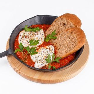 Пряная шакшука из свежих овощей с яйцом Пашот 340гр