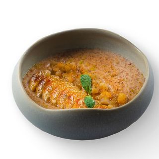Гречневая каша с бананами и карамелизированной грушей (380 гр.)