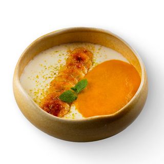 Манная каша с обожжёнными бананами и муссом из манго 340гр