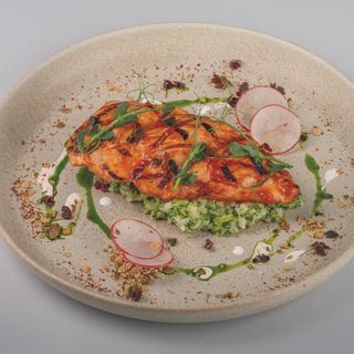 Куриная грудка на гриле с ризотто из брокколи 280 гр.