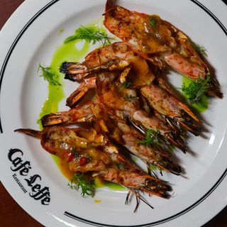 Тигровые креветки на гриле 