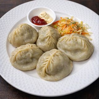Манты с рубленой говядиной