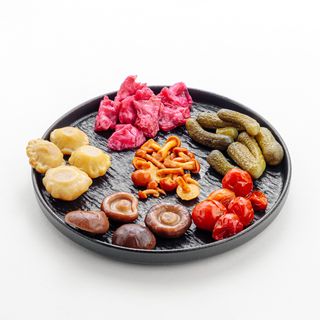 Ассорти солений из бочки