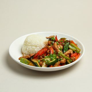 Курица с овощами (350г)