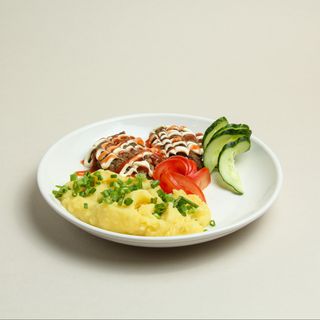 Котлета с гарниром (350г)
