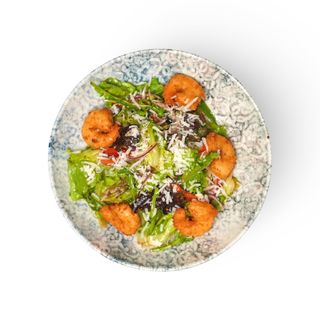 Салат с тигровыми креветками