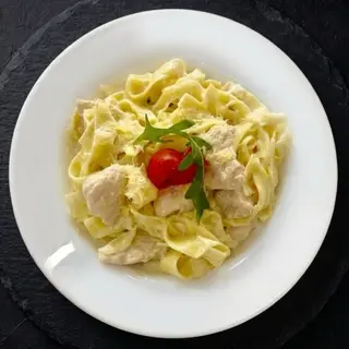 Паста Фетучини курица с грибами (320г)
