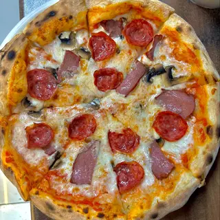 Пицца Капричоза (33см/550г)