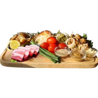 Закуска по-деревенски с домашним салом