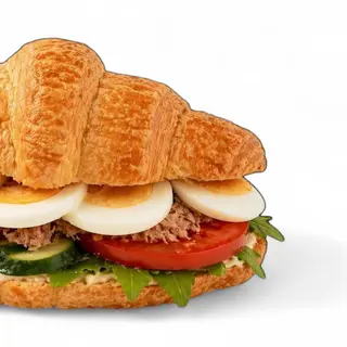 Круассан с тунцом и яйцом