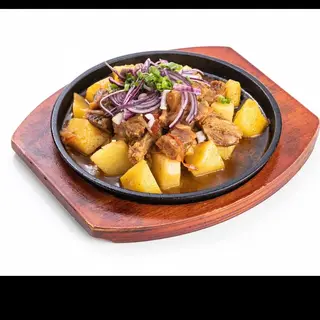 Куырдак из тушеной мякоти говядины