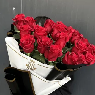 Bant Flowers моно-букет в оформлении роза 19 шт 100 см