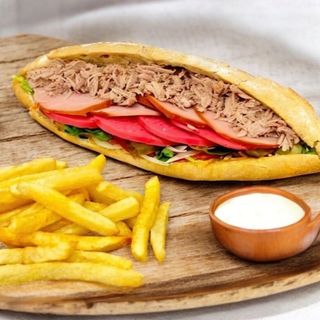 Bocadillo Thon Charcuterie