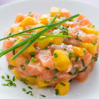 TARTARE MANGO SALMON