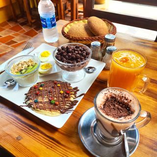 Petit Déjeuner L'Enfant.