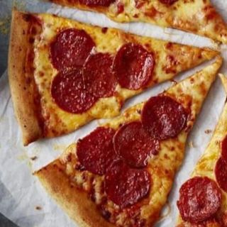 Pizza pepperoni