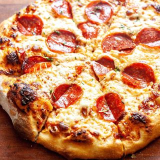 PIZZA PEPPERONI