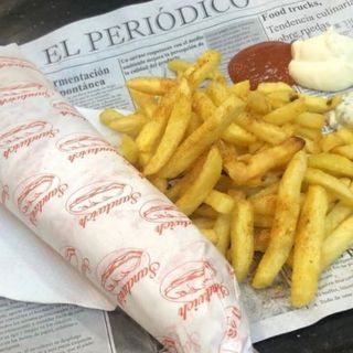 Sandwich thon spécial œuf mortadelle chef