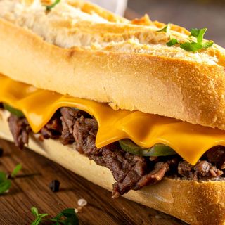 Cheese Steak Poulet Menu