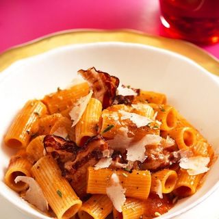 RIGATONI ALL'AMATRICIANA (PORC)