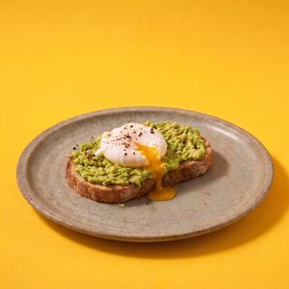 Toast œuf et avocat