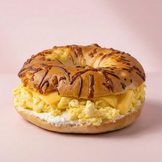 Bagel Egg & Cream Cheese & Cheddar