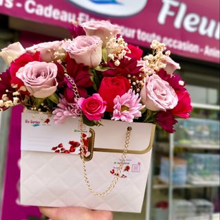 L'Accessoire Fleuri