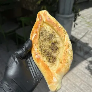 Pide fromage thym